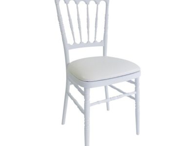 Fête Anniversaire Mariage Barmiztva Henne aid décoration déco wedding événement chaise napoléon blanche