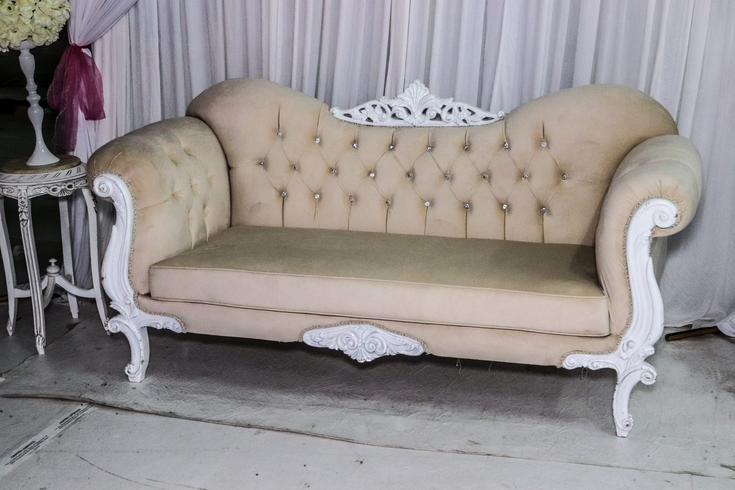 trône mariage raouf champagne et blanc trône mariage raouf champagne et blanc